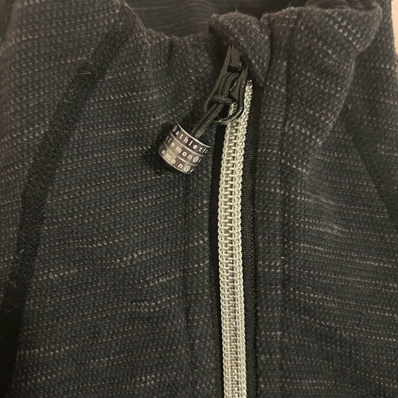 Lululemon define jacket - Picture 3 of 4